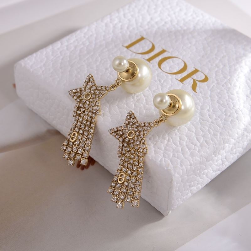 chr1st1an D10r earrings